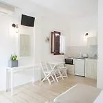 Paris &