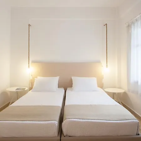 Daire Paris & Aya Paraskevi