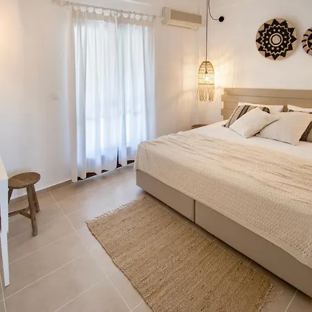 Διαμέρισμα Paris & *